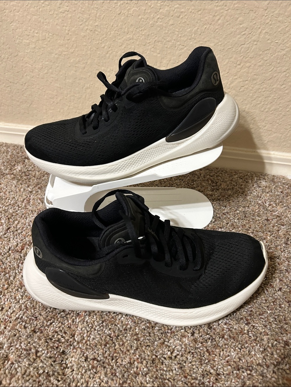Lululemon Black & White Running Sneakers size 8.5